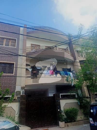 آدم جی نگر گلشنِ اقبال ٹاؤن,کراچی میں 4 کمروں کا 11 مرلہ بالائی پورشن 5.0 کروڑ میں برائے فروخت۔