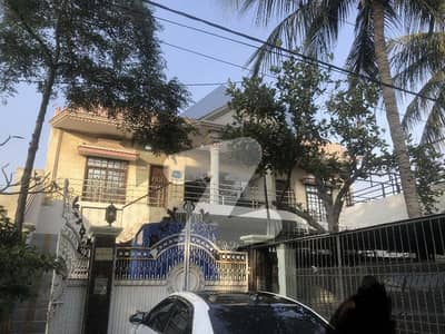 Kaneez Fatima Block 1
400Yard House on Main 100ft Road
G+1
Leased House
Price : 4.65cr
Call Only Interested Buyers
03181282435
 Ibrahim Moosani 
 From
 Moosani Estate