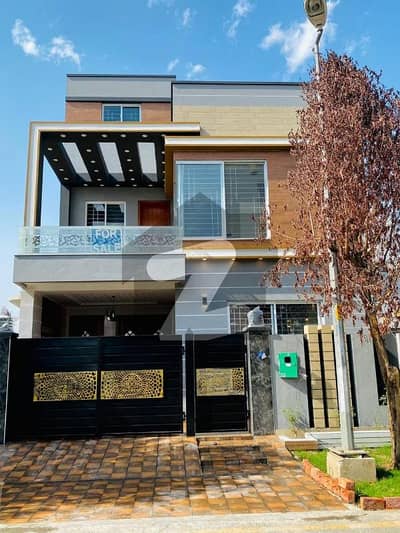 5 Marla Full House For Rent In CC Block Bahria Town Lahore