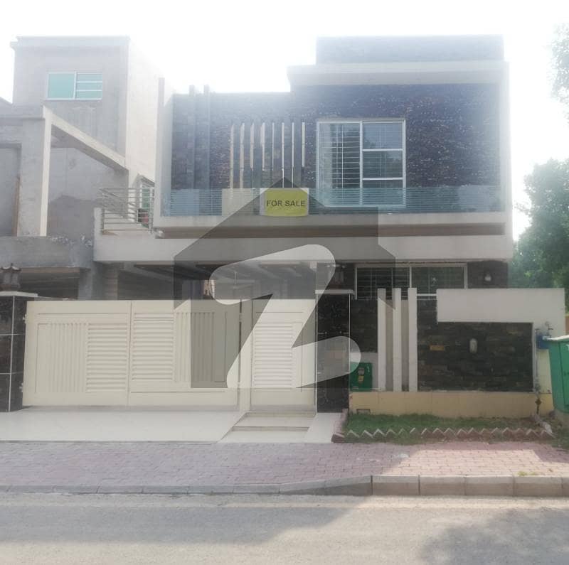 10 Marla Luxury House For Rent In Gulbahar Block Sector C Bahria Town Lahore
