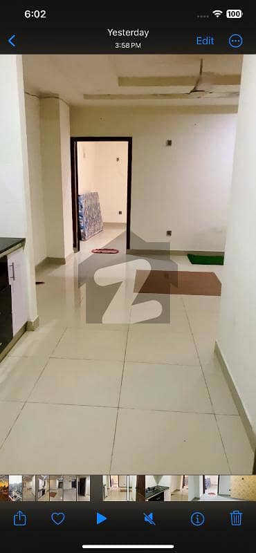 One bed non furnished apartment available for Rent