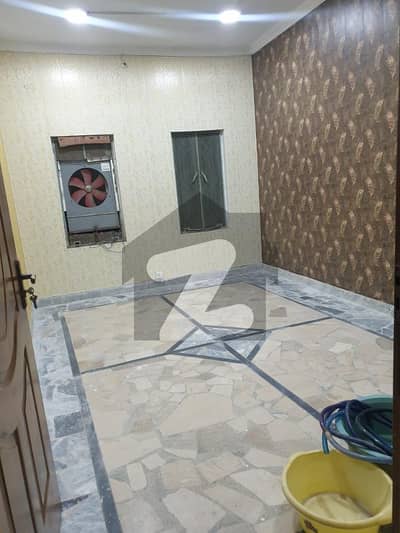 سمن آباد لاہور میں 2 کمروں کا 2 مرلہ مکان 25.0 ہزار میں کرایہ پر دستیاب ہے۔