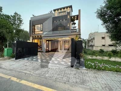 10 Marla Ultra Modern Designer House For Sale Bahria Town Lahore