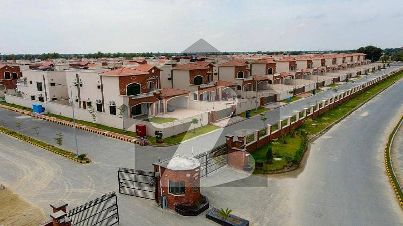 10 Marla Park Facing Plot Available for sale at investor rate