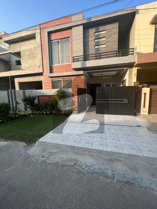 5 Marla Modern Design House for Sale Statelife Phase 1 G block Lahore