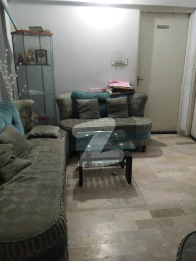 2 bed lounge Ist floor flat available for rent in Lareb Garden block 1 gulshan-e-iqbal