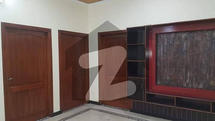 غوری ٹاؤن فیز 5بی غوری ٹاؤن,اسلام آباد میں 7 کمروں کا 7 مرلہ مکان 80.0 ہزار میں کرایہ پر دستیاب ہے۔
