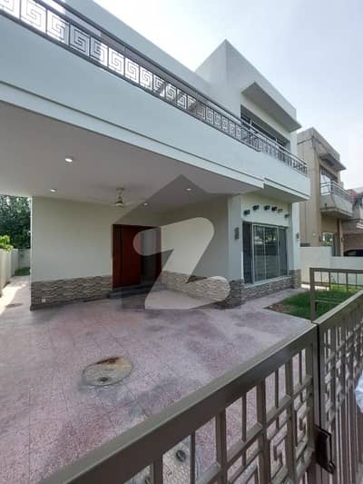 10 Marla House For Sale In Dha