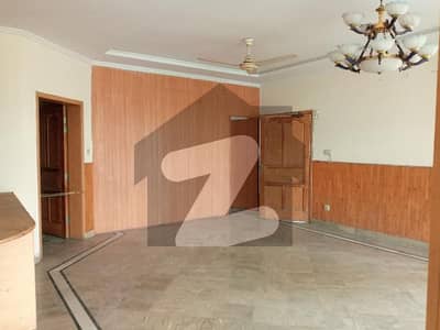 Chaklala Scheme 3 House For Sale 6beds Double Kitchen Good Location