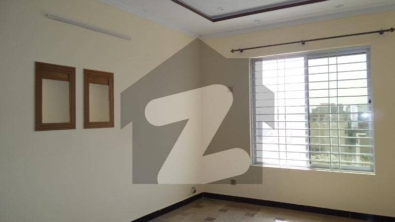 12 Marla Upper Portion For rent In Rs. 80000 Only
