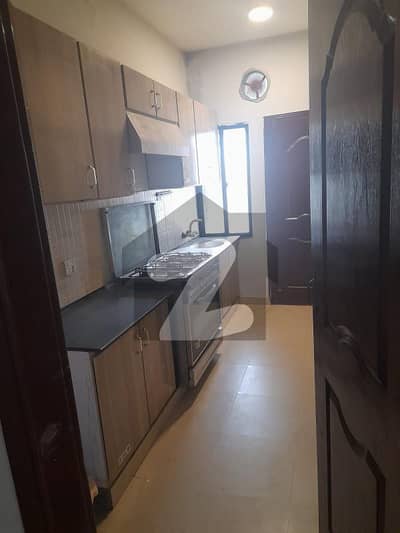 apartment for rent 2 bed rooms 4th floor tiled flooring west open