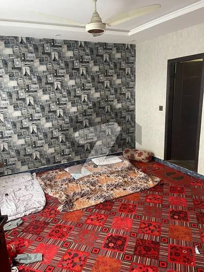 ریونیو سوسائٹی - بلاک اے ریوینیو سوسائٹی,لاہور میں 2 کمروں کا 3 مرلہ فلیٹ 95.0 لاکھ میں برائے فروخت۔