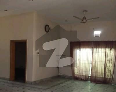 Stunning 14 Marla Lower Portion In Saeed Colony Available