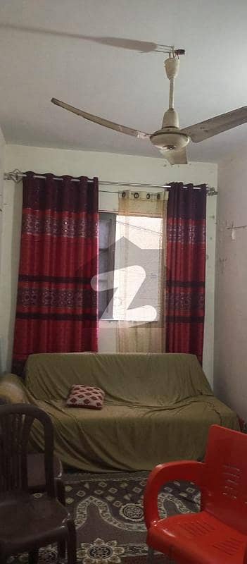 50 Sq. Yards Beautiful Flat 1st Floor Available For Sell