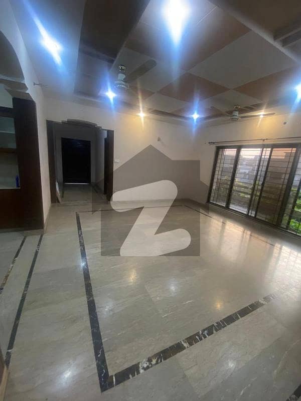 Separate Gate 3 Beds 1 Kanal Prime Location Upper Portion For Rent In Eden City DHA Phase 8