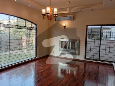 1 Kanal Ideal House for Sale in DHA Phase 4