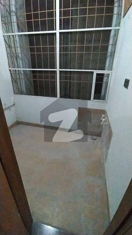 3 Bedroom Drawing Lounge 1st Floor Portion For Rent Blk H North Nazimabad