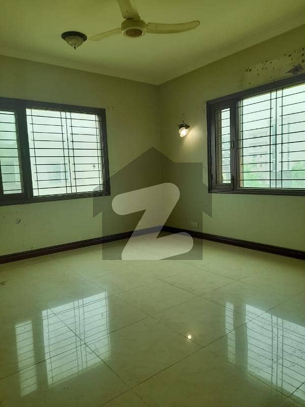 ڈی ایچ اے فیز 1 ڈی ایچ اے ڈیفینس,کراچی میں 4 کمروں کا 4 کنال مکان 35.0 کروڑ میں برائے فروخت۔