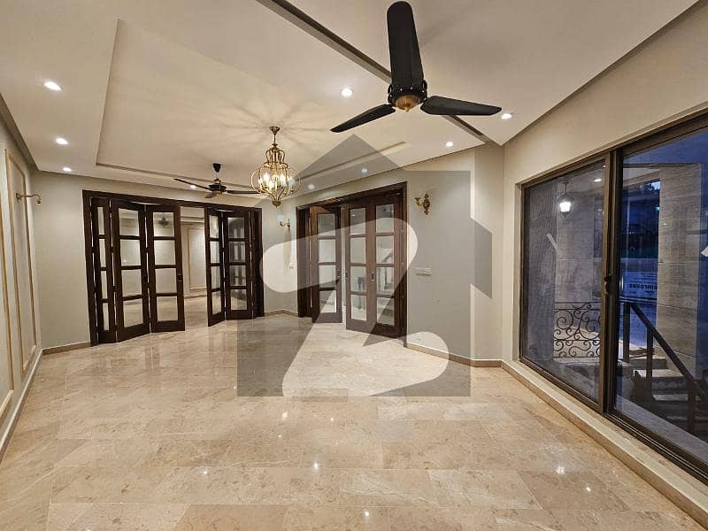1000 S/Y Triple Storey House For Rent In F-7 Islamabad