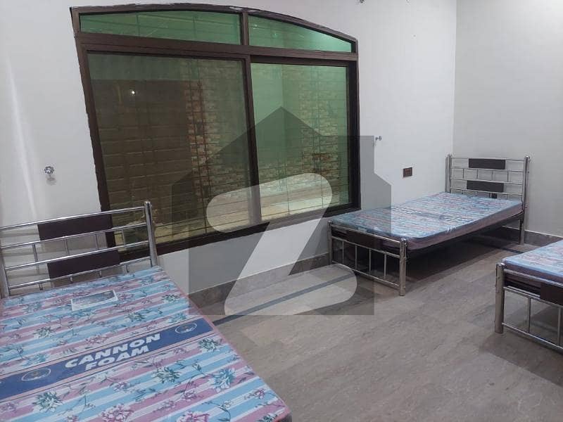Get A 200 Square Feet Flat For Rent In Jail Road