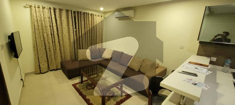 One Bedroom Fully Furnished Luxury Apartment For Rent in Bahria Town Phase 8, "Bahria Heights IV (6)"