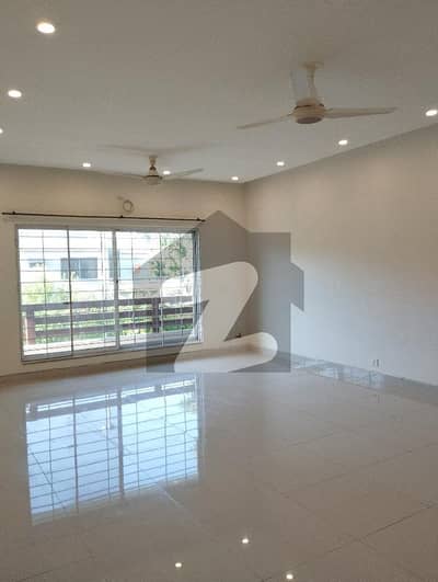10 Marla Upper Portion Available For Rent In Dha Phase 1