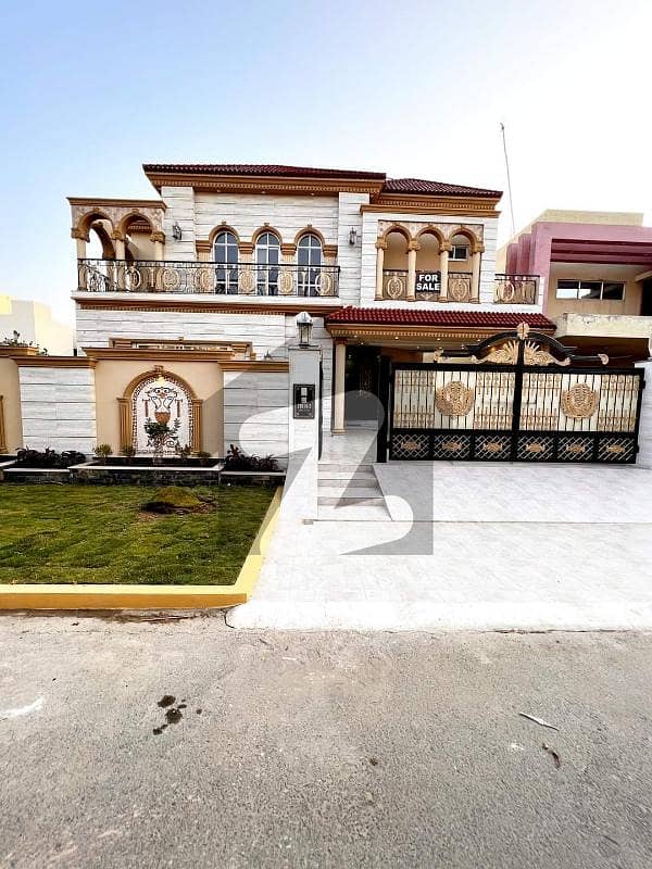 1-Kanal Brand New Luxurious House available For Sale in Lake City
