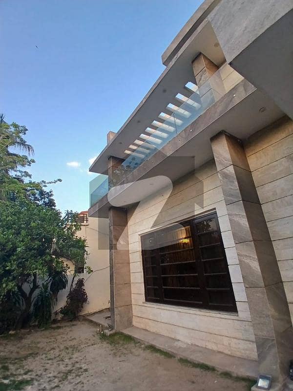 Top Location 1 Kanal Modern Bungalow Available For Rent In DHA Phase 3 Block-Z Lahore.