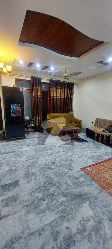 سینٹرل پارک ہاؤسنگ سکیم لاہور میں 2 کمروں کا 10 مرلہ مکان 2.1 کروڑ میں برائے فروخت۔
