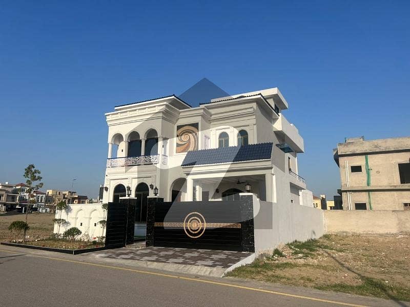 Ideal 10 Marla House Available In Citi Housing Scheme