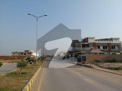 ڈی ایچ اے فیز 1 ڈی ایچ اے ڈیفینس,پشاور میں 8 مرلہ کمرشل پلاٹ 4.75 کروڑ میں برائے فروخت۔