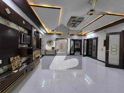 جوڈیشل کالونی فیز 3 جوڈیشل کالونی,لاہور میں 6 کمروں کا 1 کنال مکان 8.5 کروڑ میں برائے فروخت۔