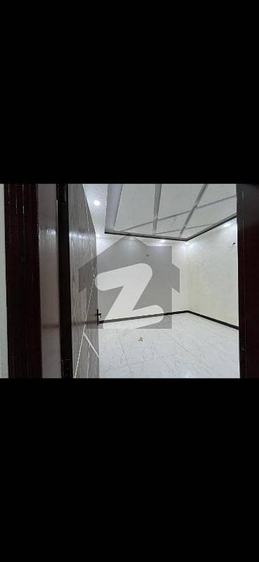 A 175 Square Yards Flat In Karachi Is On The Market For sale