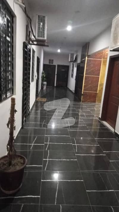 900 Square Feet Flat In Mehmoodabad For Rent At Good Location