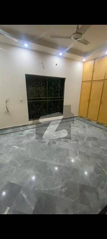 12 MARLA RESIDENTIAL HOUSE FOR SALE IN JOHAR TOWN PHASE I BLOCK-B3. ALL FACILITIES AVAILABLE. NICE LOCATION. ORIGINAL PICS.