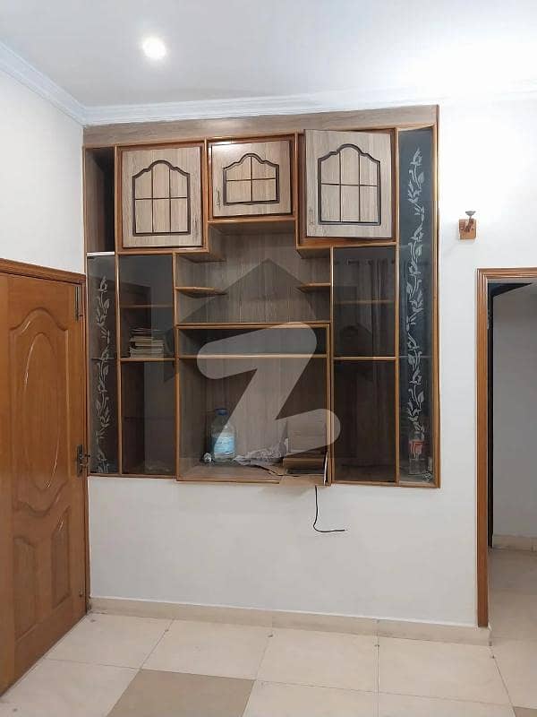 ریونیو سوسائٹی - بلاک اے ریوینیو سوسائٹی,لاہور میں 3 کمروں کا 5 مرلہ مکان 2.25 کروڑ میں برائے فروخت۔