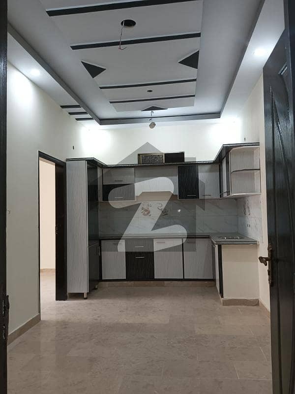 ناظم آباد - بلاک 5ڈی ناظم آباد,کراچی میں 2 کمروں کا 2 مرلہ بالائی پورشن 45.0 لاکھ میں برائے فروخت۔