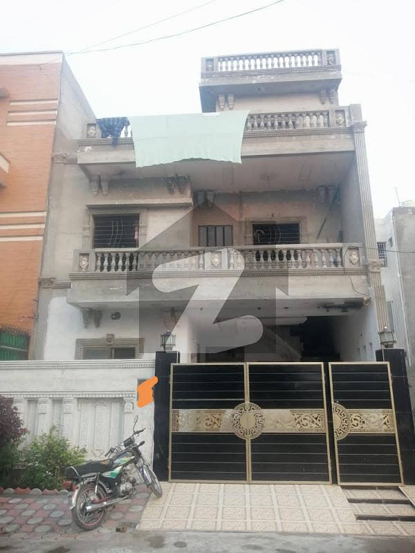 الرحمان گارڈن فیز 2 الرحمان گارڈن,لاہور میں 5 کمروں کا 5 مرلہ مکان 1.22 کروڑ میں برائے فروخت۔
