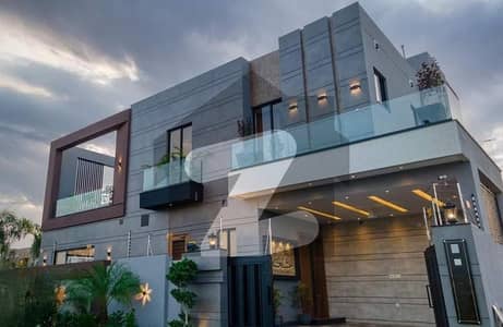 Stunning Modern 10 Marla House In Prime Location - Ready For Sale