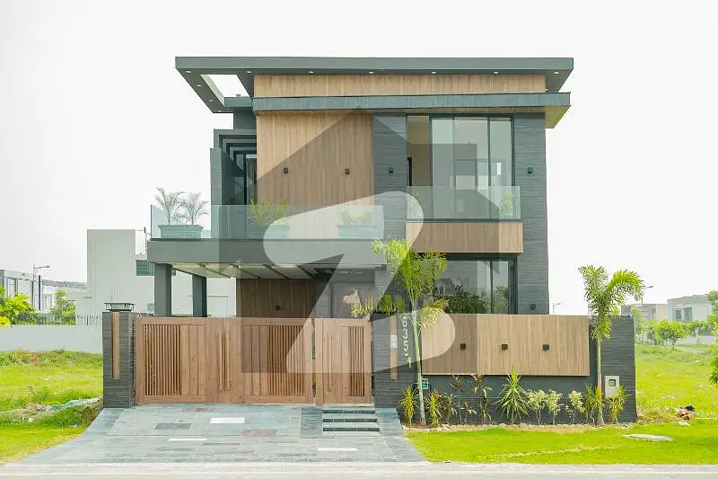 10 MARLA BRAND NEW MODERN HOUSE AVAILABLE FOR SALE