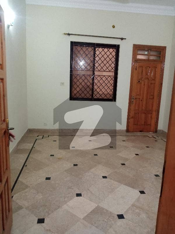 chaklala scheme 1 upper portion for rent good location neat and clean