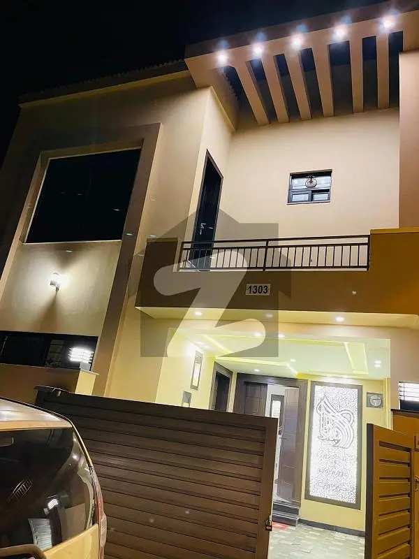 5 MARLA BEAUTIFUL DESIGNER LUXURY FURNISHED HOUSE AVAILABLE FOR RENT IN BAHRIA TOWN RWP