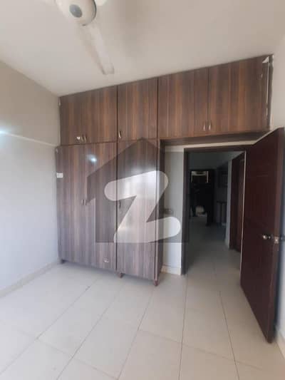 two bed aprtment for rent