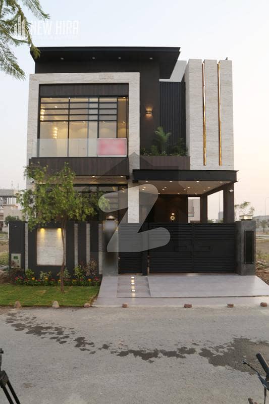 Modern House 5 Marla For Rent In Dha 9 Town Top Location