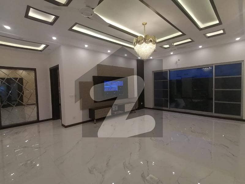 1 Kanal Upper Portion Of Bungalow Available For Rent In DHA Phase 7 Lahore.