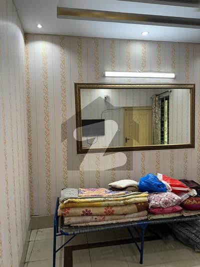 علامہ اقبال ٹاؤن لاہور میں 6 کمروں کا 3 مرلہ مکان 60.0 ہزار میں کرایہ پر دستیاب ہے۔