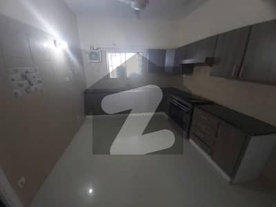 Prime Location 2300 Square Feet Flat For sale In Sea View Apartments