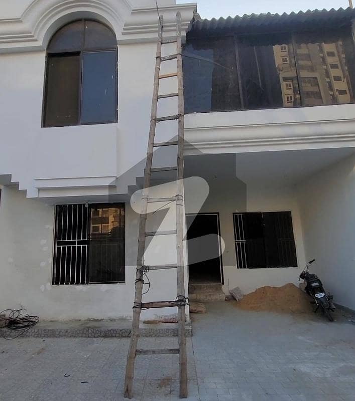 باتھ آئی لینڈ کراچی میں 4 کمروں کا 10 مرلہ مکان 2.5 لاکھ میں کرایہ پر دستیاب ہے۔
