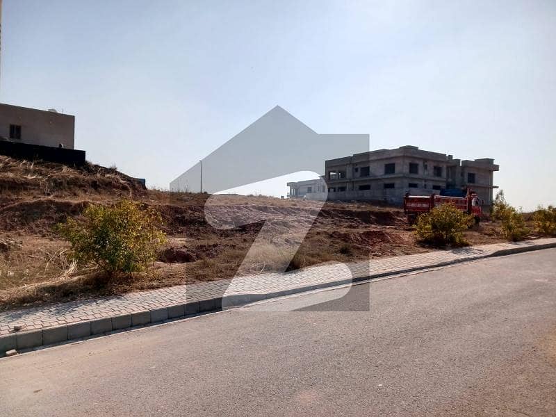 *Dha 5 Residential Plot for sale*
Plot 50 ,Street 26, Sector A,