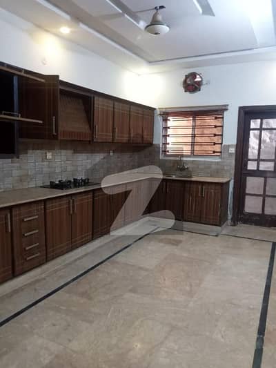 3 Bed Beautiful Upper Portion Available In Pwd Block-D Near Children Park